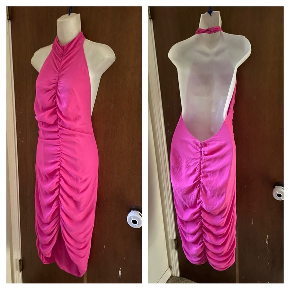 New NBD ruched pink midi dress - Picture 2 of 5